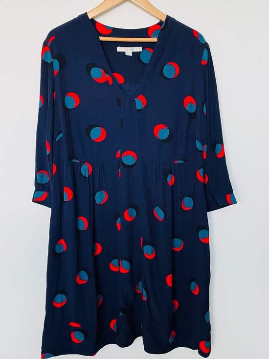 Boden Dresses & Skirts - Boden Navy Long-Sleeve Dress with Red & Blue Dot Print